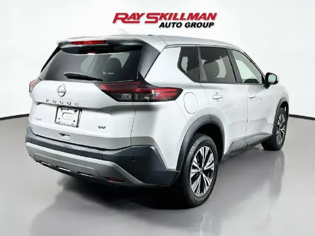 Used 2023 Silver Nissan SV image 7