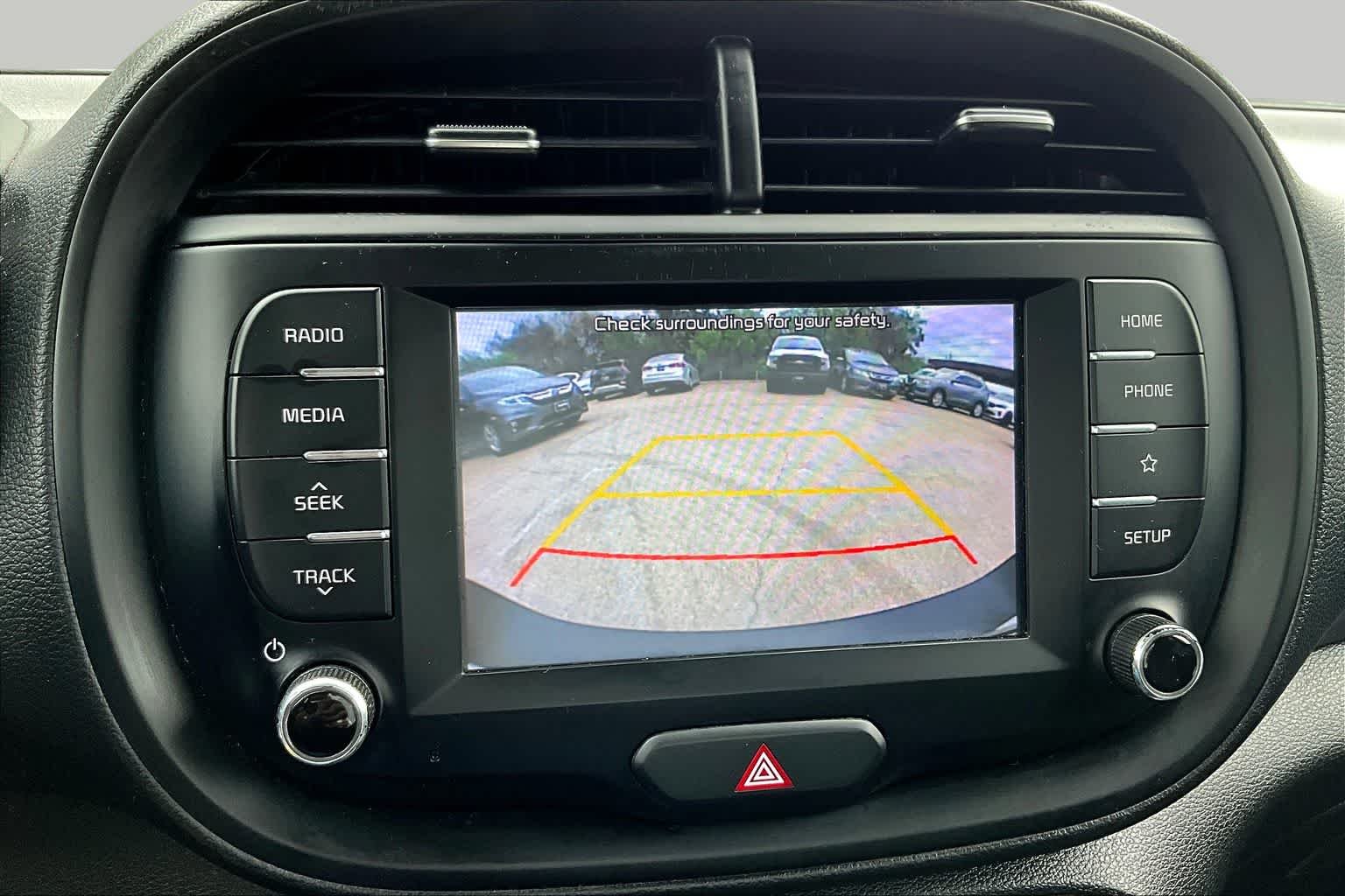 Used 2021 Snow White Pearl Kia LX image 27