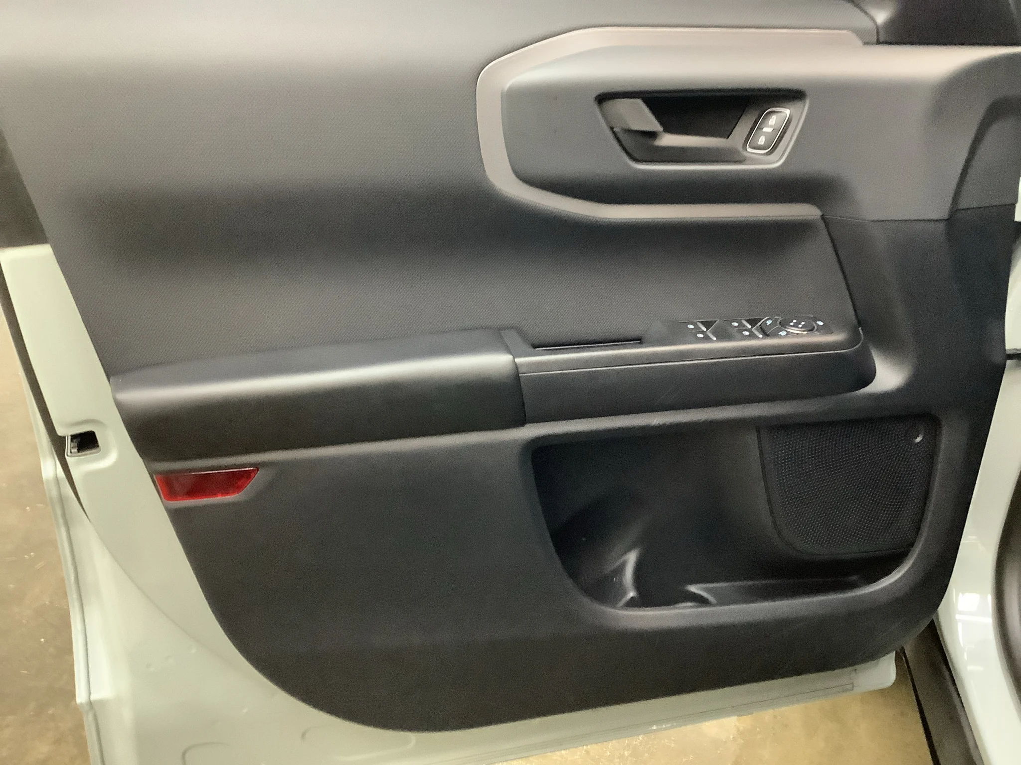 Used 2024 Cactus Gray Ford Big Bend image 11