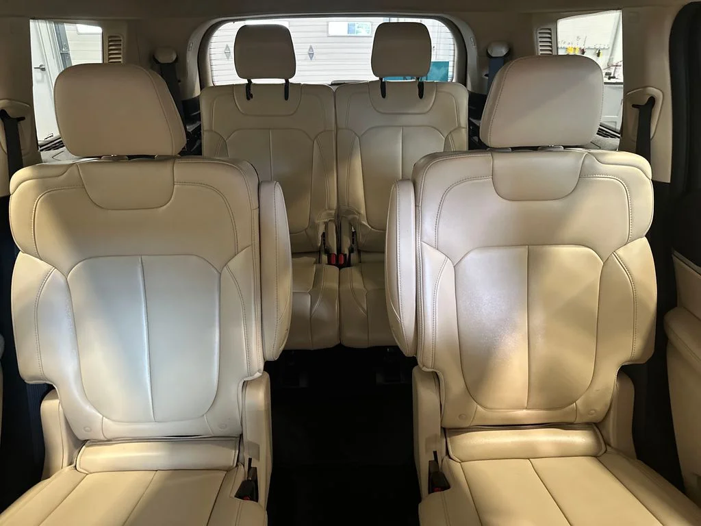 Used 2022 Red Jeep Limited image 25