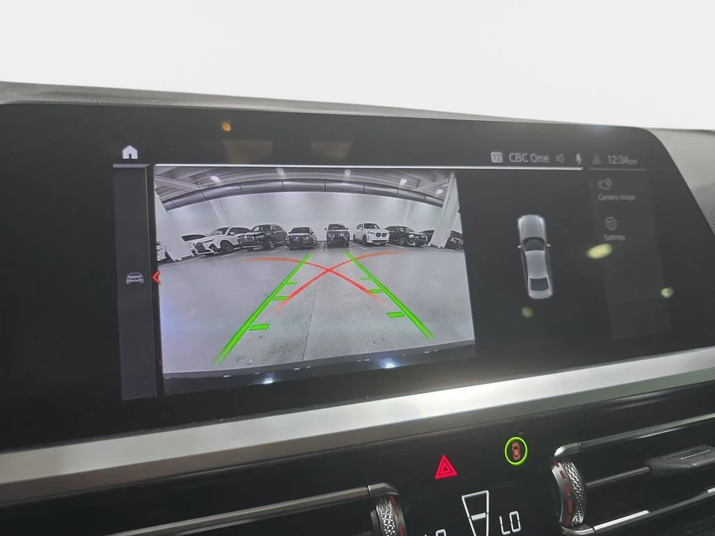 Used 2022 Jet Black BMW 330i image 19