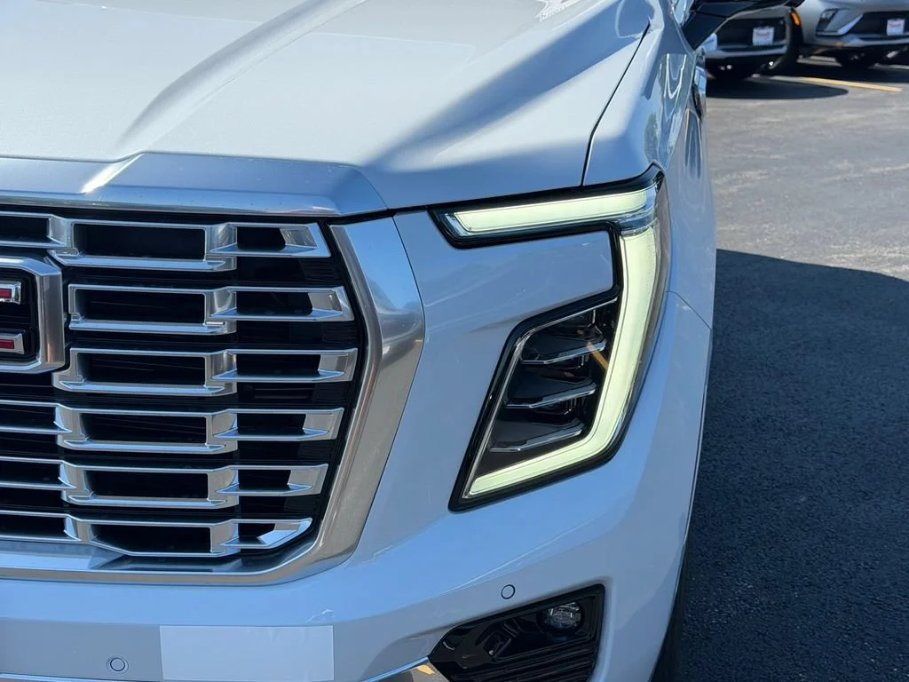 2026 GMC Yukon Denali - Photo 7