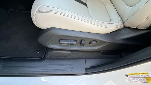 New 2026 Platinum White Pearl Honda AWD EX-L image 21