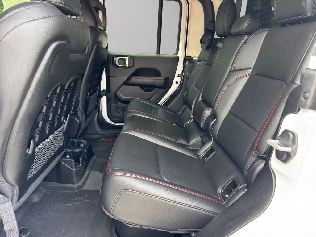 Used 2023 Bright White Clearcoat Jeep Rubicon image 19