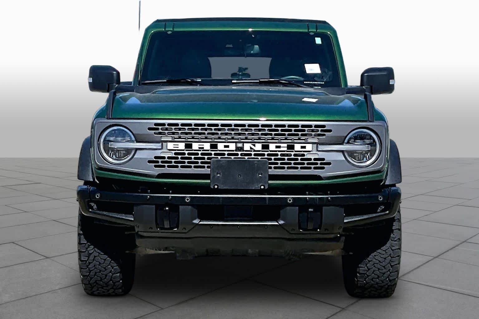 Used 2024 Eruption Green Metallic Ford Badlands image 10