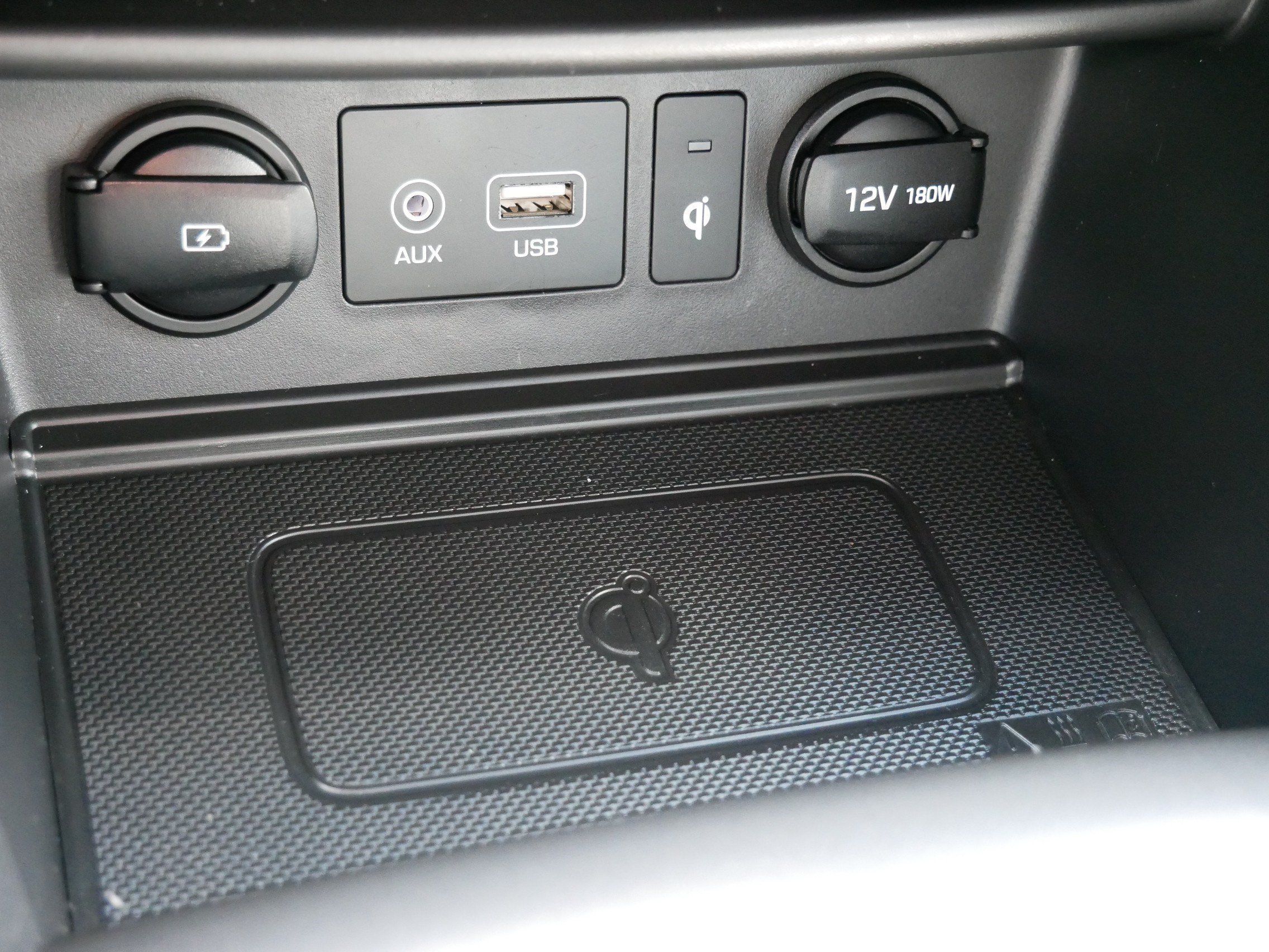 2021 Hyundai Kona Limited - Photo 24