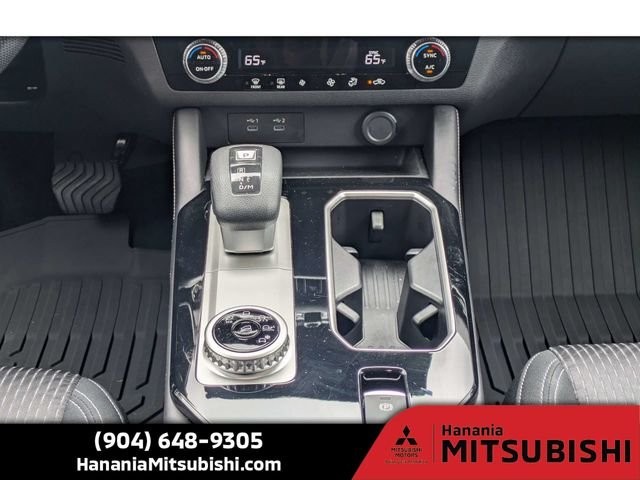 Used 2025 Black Mitsubishi ES image 18
