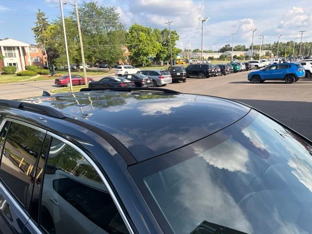 Used 2020 Gray Chevrolet 3LT image 4