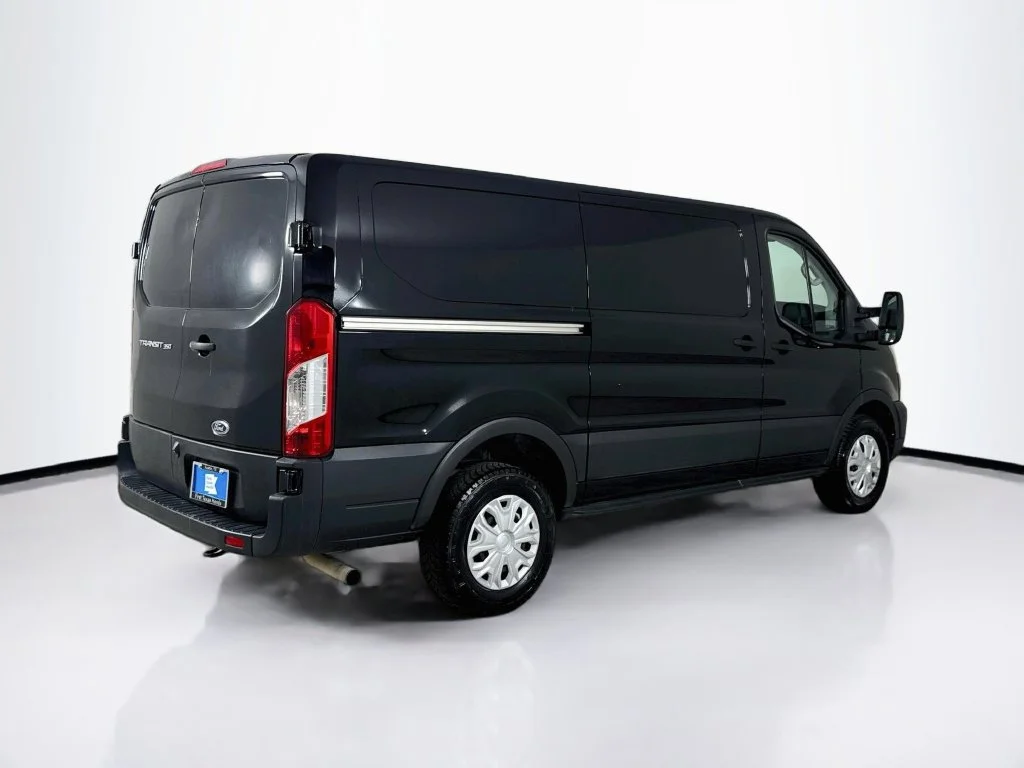 Used 2023 Black Metallic Ford Base image 7