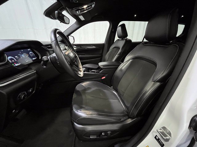 2022 Jeep Grand Cherokee L Altitude - Photo 11