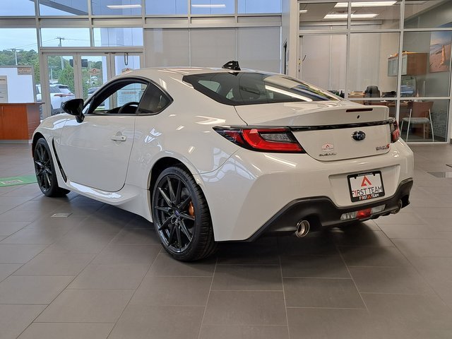 New 2026 CRYSTAL WHITE PEARL Subaru tS image 4