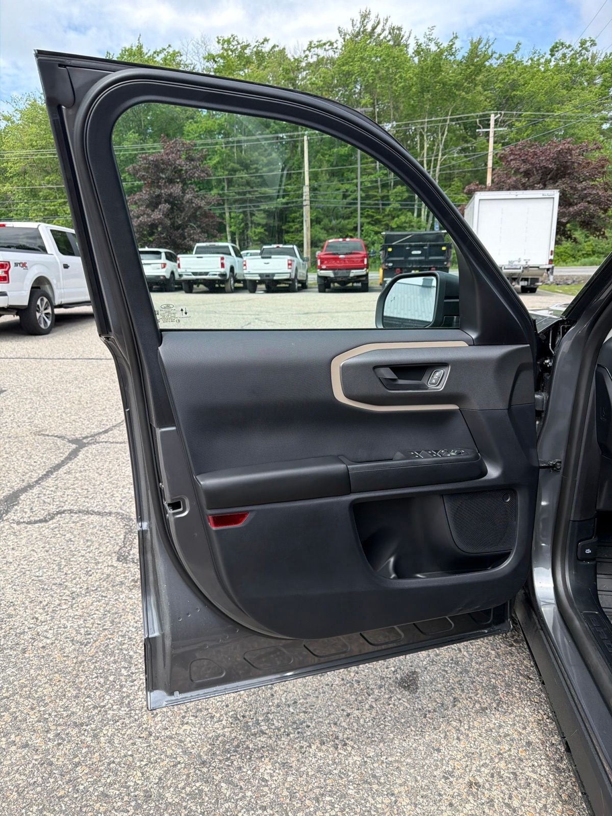 New 2026 Carbonized Gray Metallic Ford Big Bend® image 15