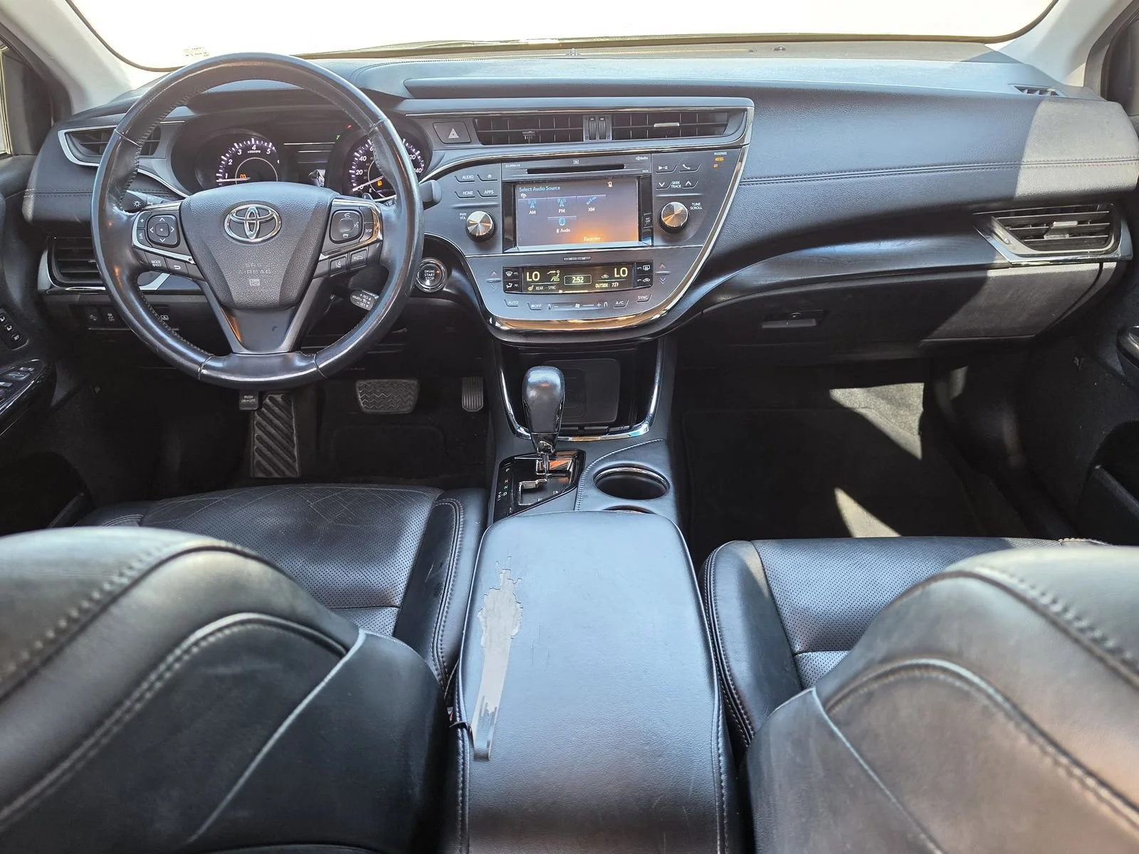 2017 Toyota Avalon Limited - Photo 8
