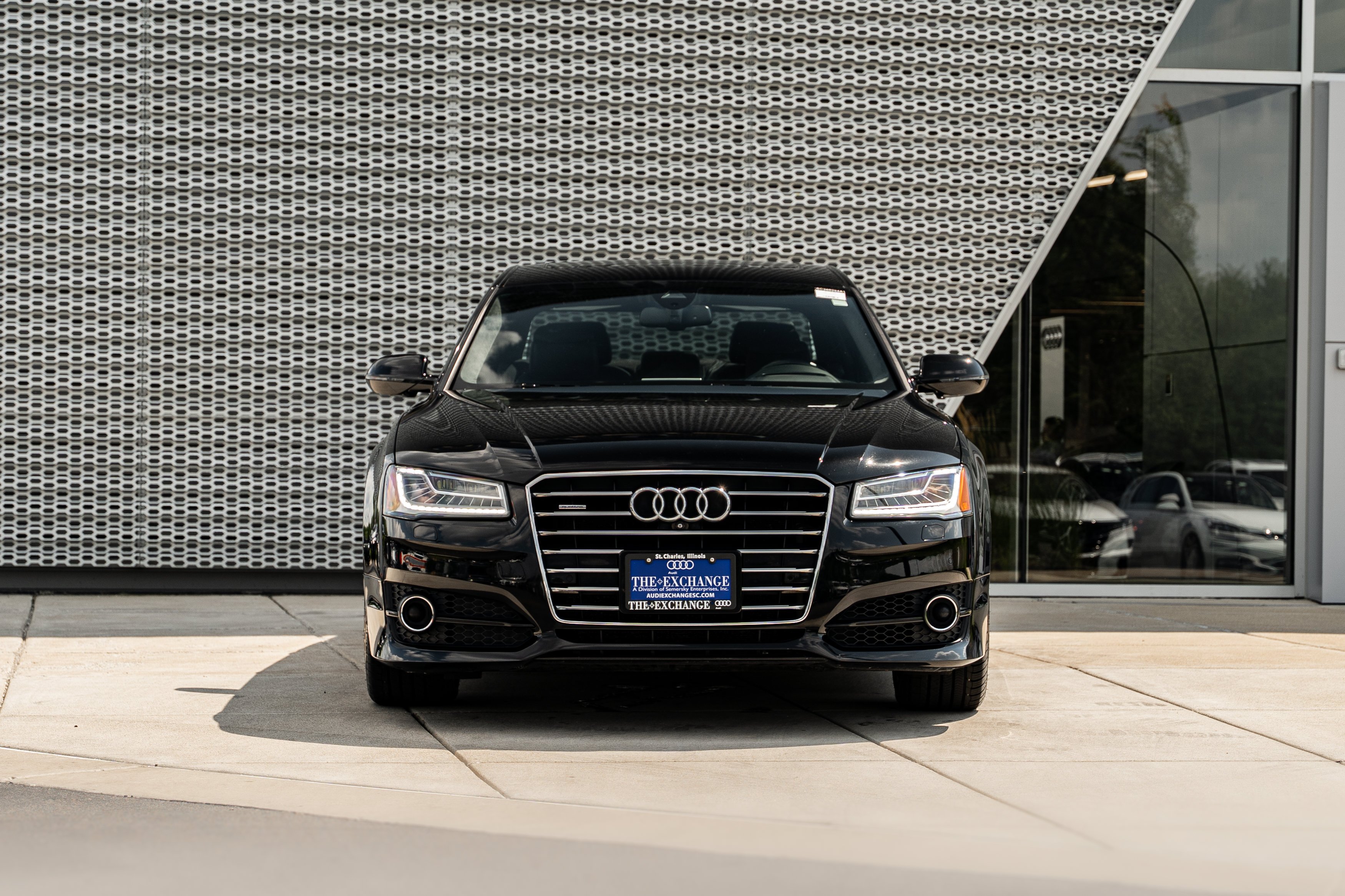 Used 2017 Mythos Black Metallic Audi Sport image 37