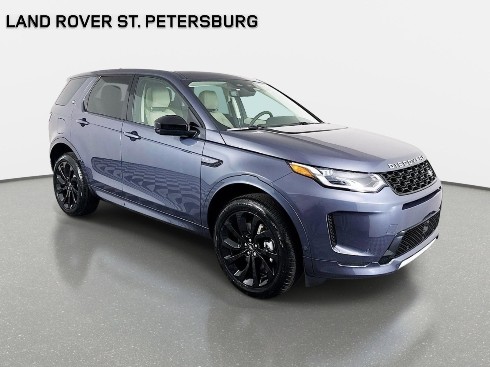 Used 2025 Blue Land Rover S image 3