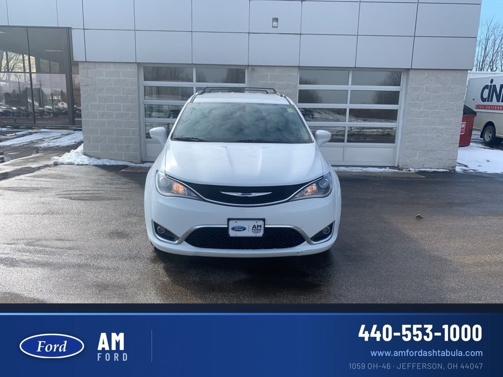 2017 Chrysler Pacifica Touring-L Plus