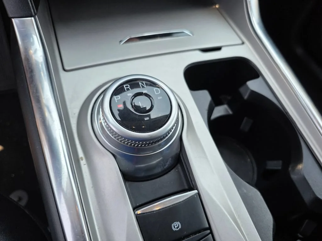 Used 2023 White Ford XLT image 18