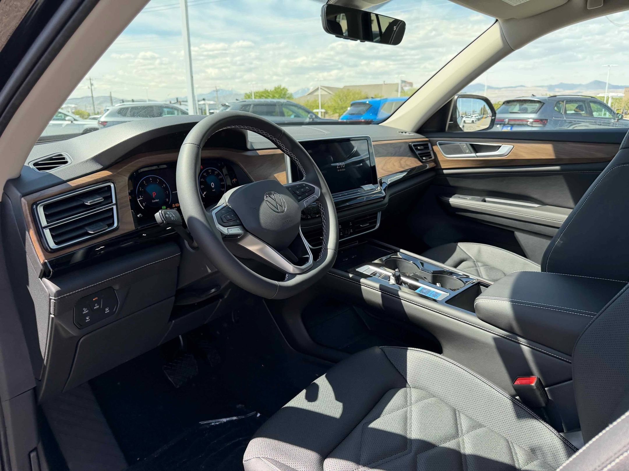 New 2026 Deep Black Volkswagen 2.0T SE w/Technology image 3