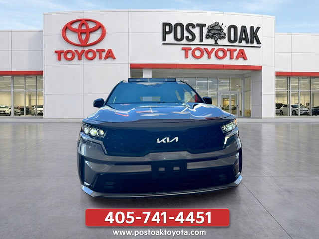 Used 2023 Silver Kia SX image 5