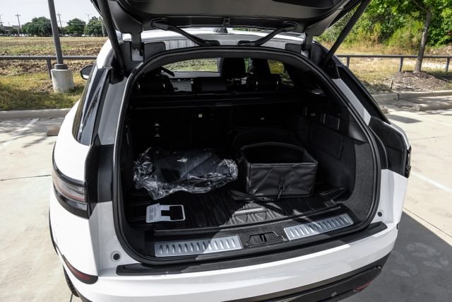 New 2026 Fuji White Land Rover S image 65