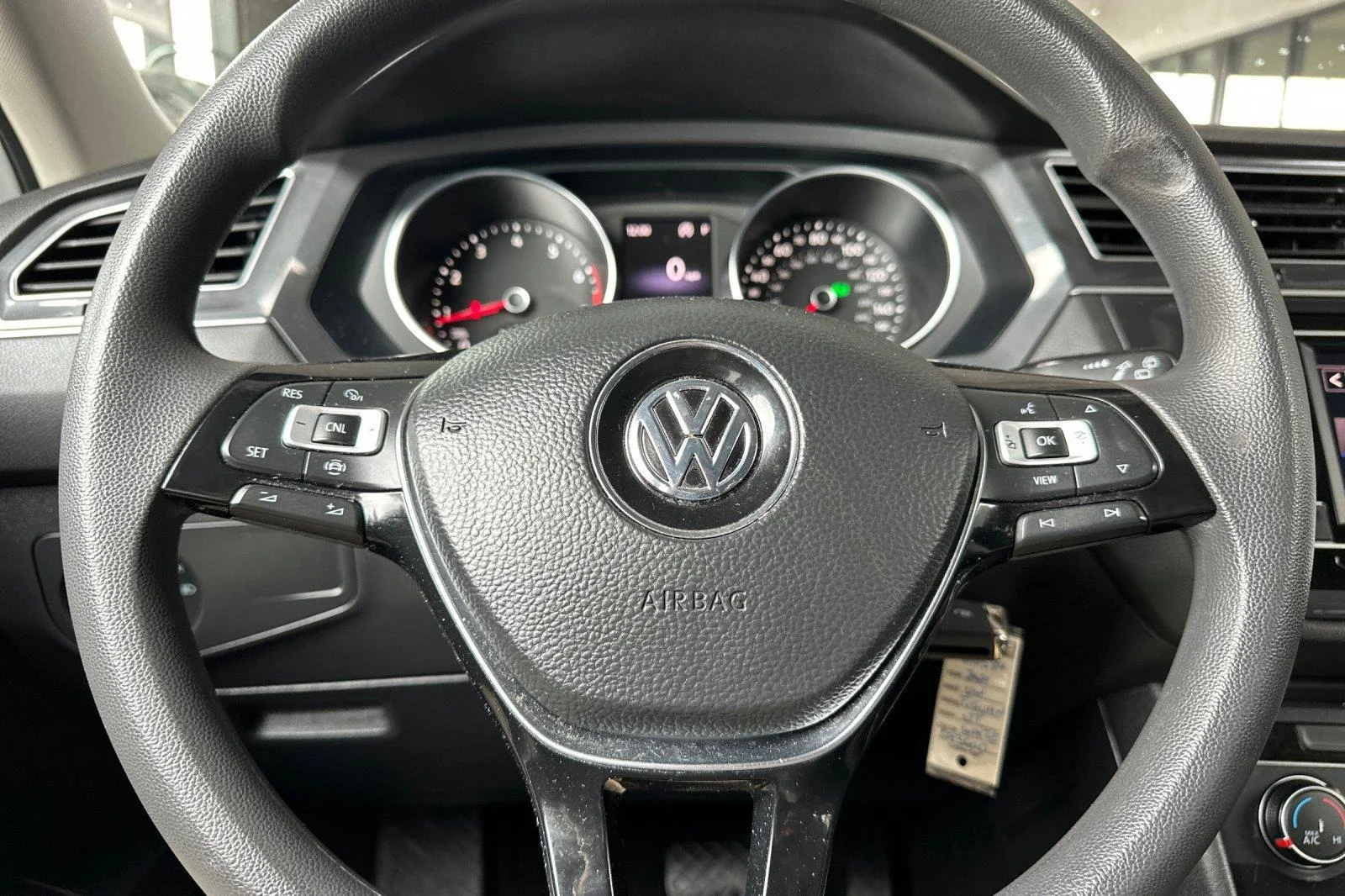 Used 2021 Pure White Volkswagen S image 23