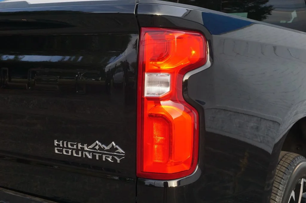 New 2026 Black Chevrolet High Country image 37