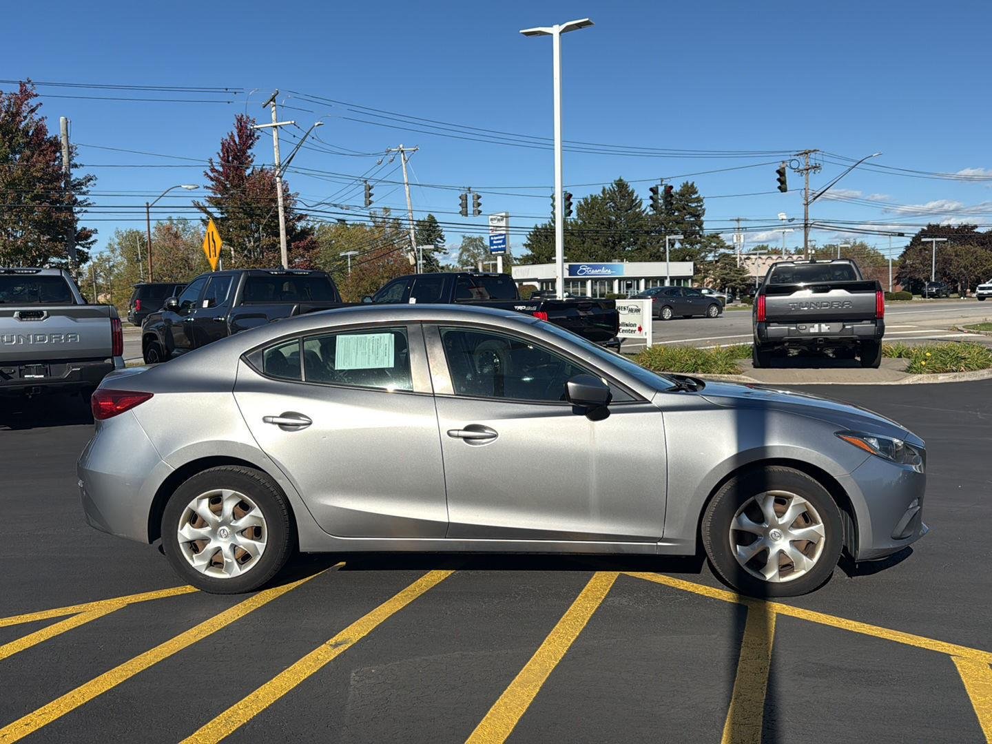 Used 2015 Mazda MAZDA3 i Sport with VIN 3MZBM1U71FM192025 for sale in Williamsville, NY