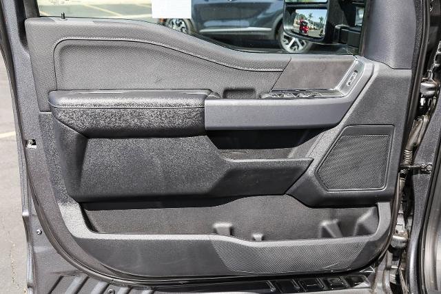 New 2026 Carbonized Gray Metallic Ford XLT image 52