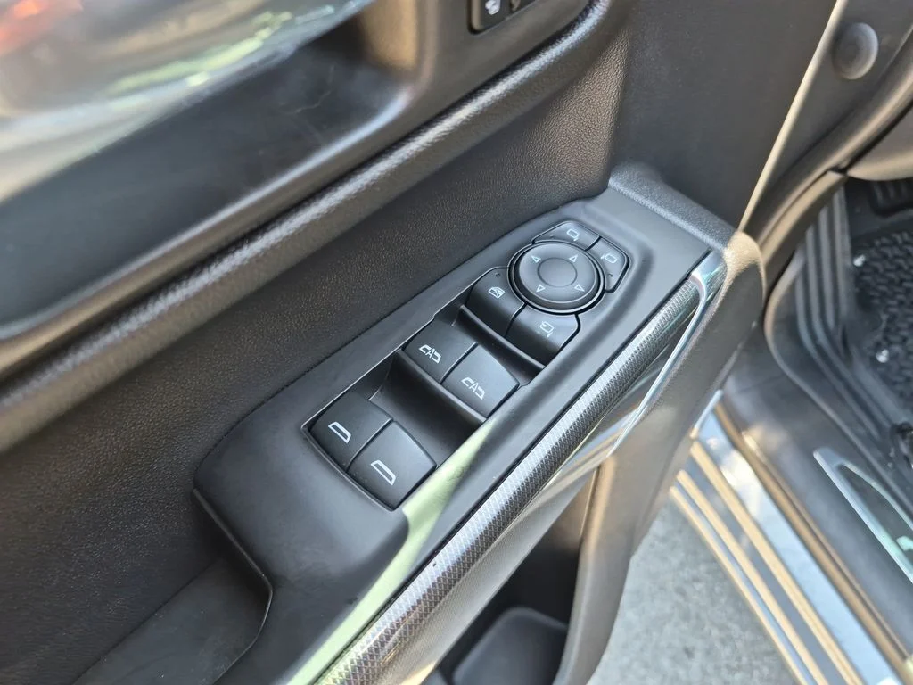 Used 2021 Gray GMC AT4 image 18
