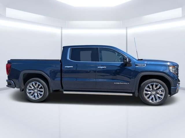 Used 2022 Blue GMC Denali image 2