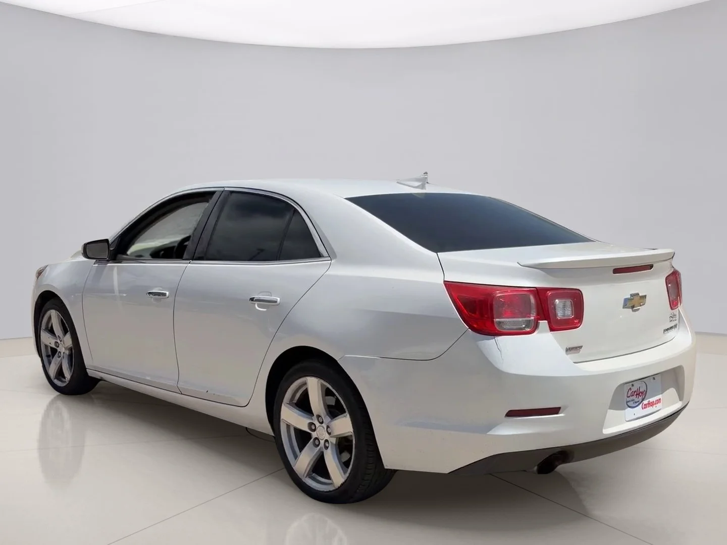 Used 2015 White Chevrolet 2LTZ image 3