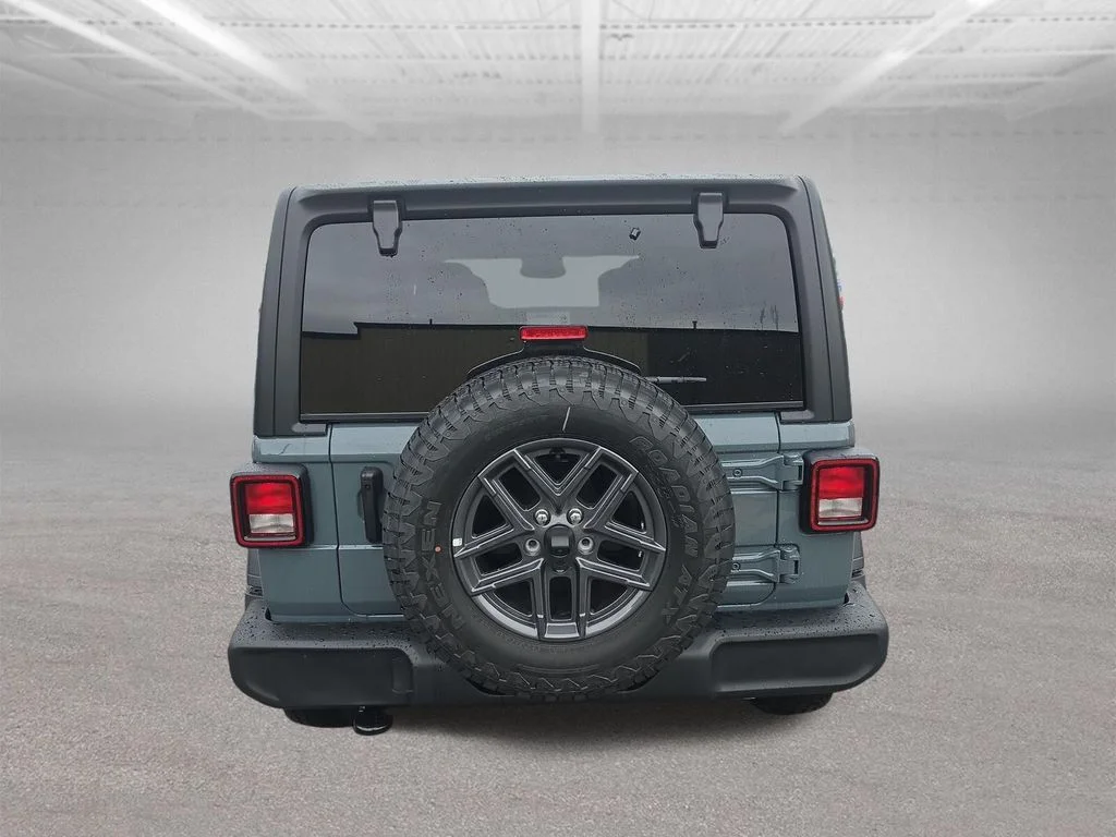 New 2026 Anvil Clearcoat Jeep Sport S image 4