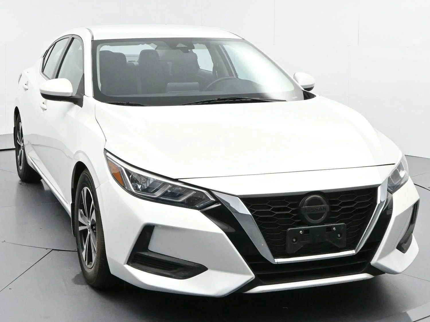 Used 2021 Aspen White Tricoat Nissan SV image 2