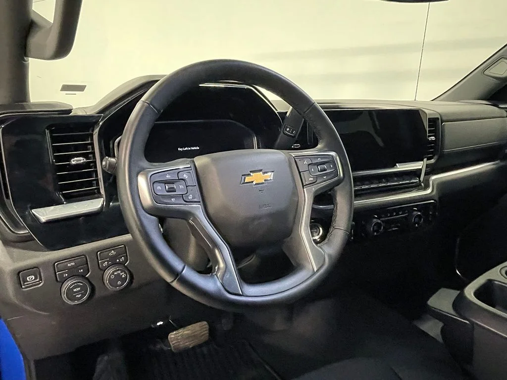 Used 2026 Blue Chevrolet LT image 20