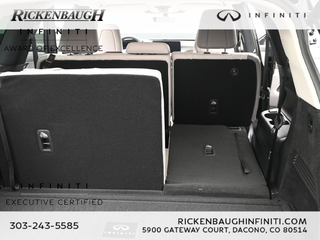 Certified Used 2026 Black INFINITI LUXE image 18