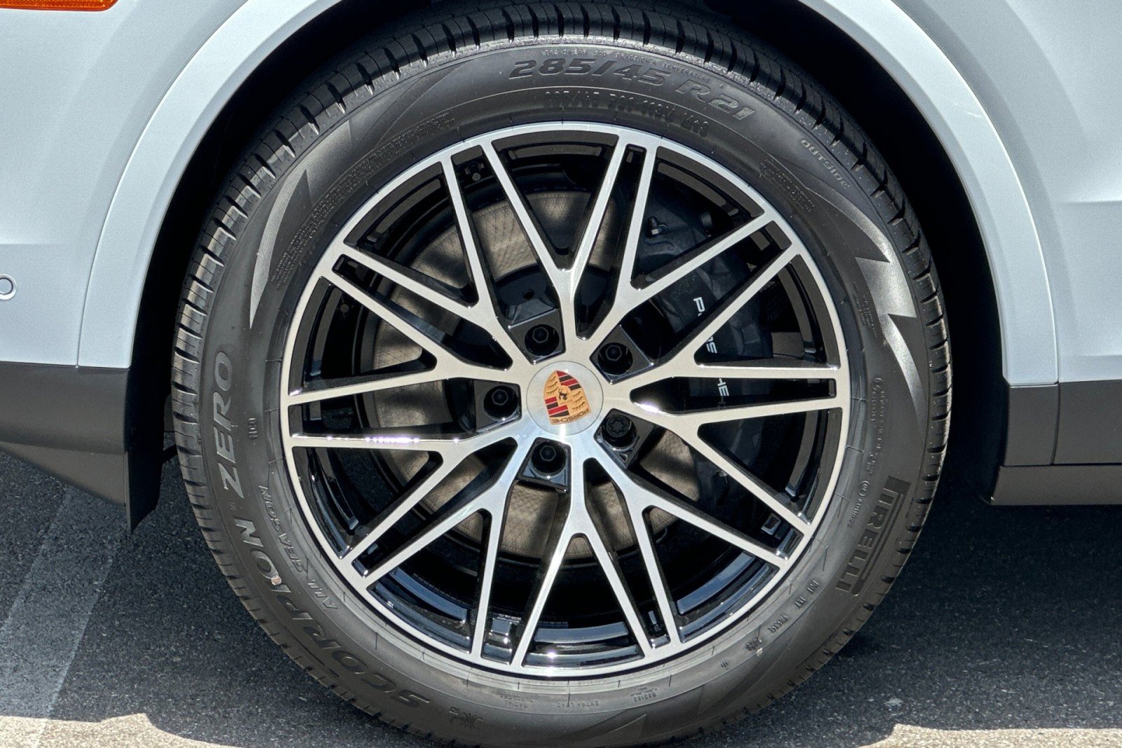 New 2026 Carrara White Metallic Porsche AWD image 27