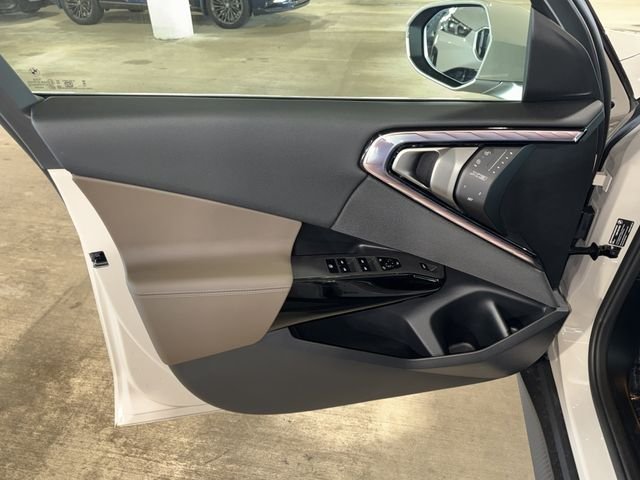 New 2026 Dune Grey Metallic BMW 30 xDrive image 13
