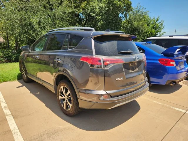 Used 2017 Gray Toyota XLE image 3