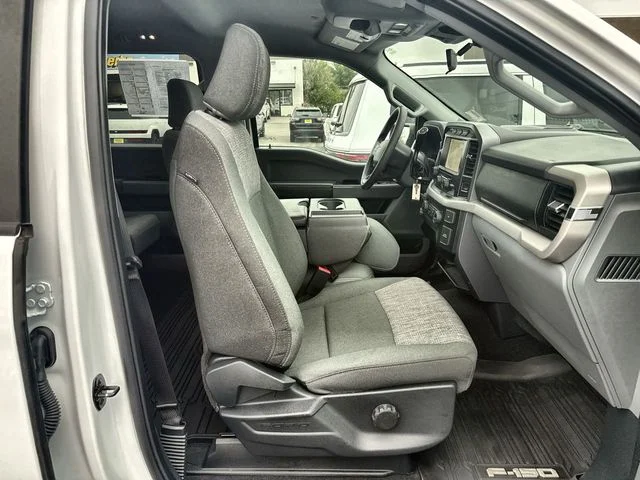Used 2023 White Ford XLT image 24