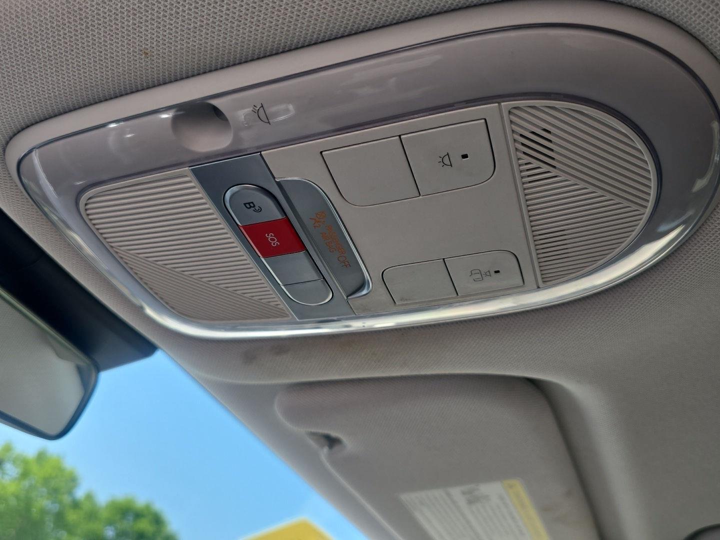 2024 Hyundai IONIQ 5 SE - Photo 22