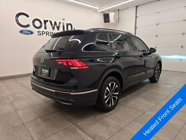 Used 2024 Deep Black Pearl Effect Volkswagen 2.0T S image 5