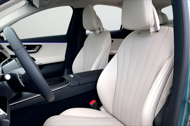 2026 Mercedes-Benz E-Class E350 - Photo 10