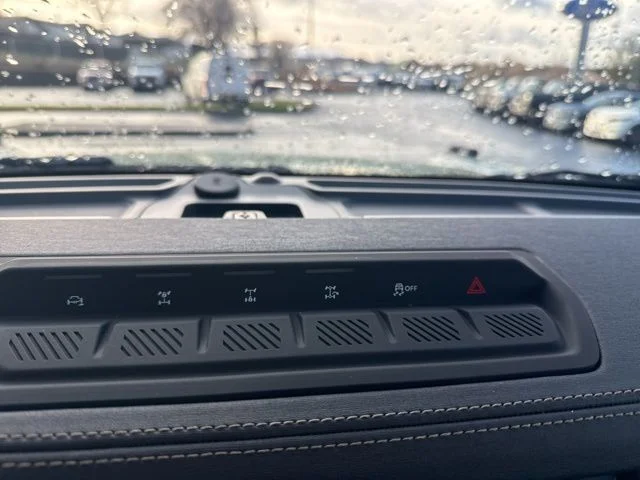 New 2025 Green Ford Badlands image 18
