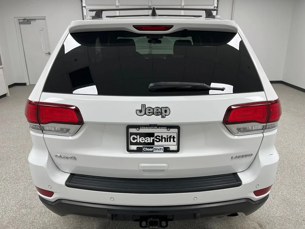 Used 2020 White Jeep Laredo E image 9