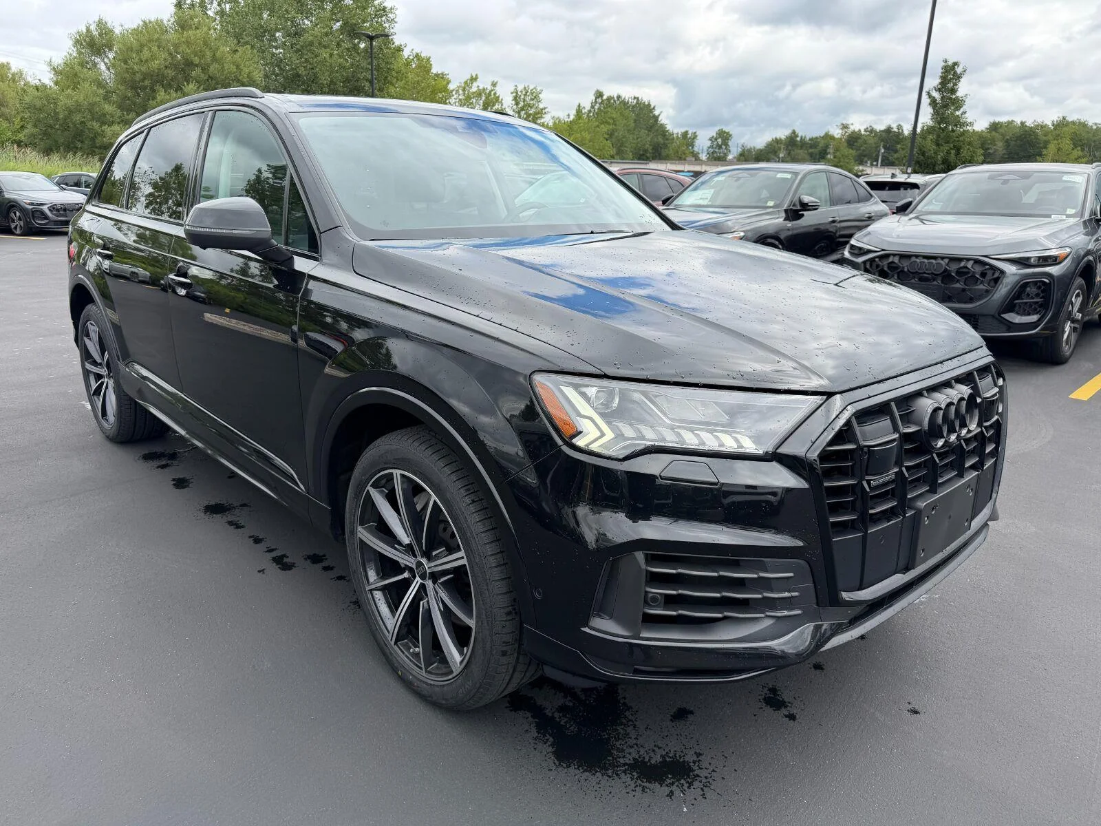 Used 2023 Mythos Black Metallic Audi Premium Plus image 7