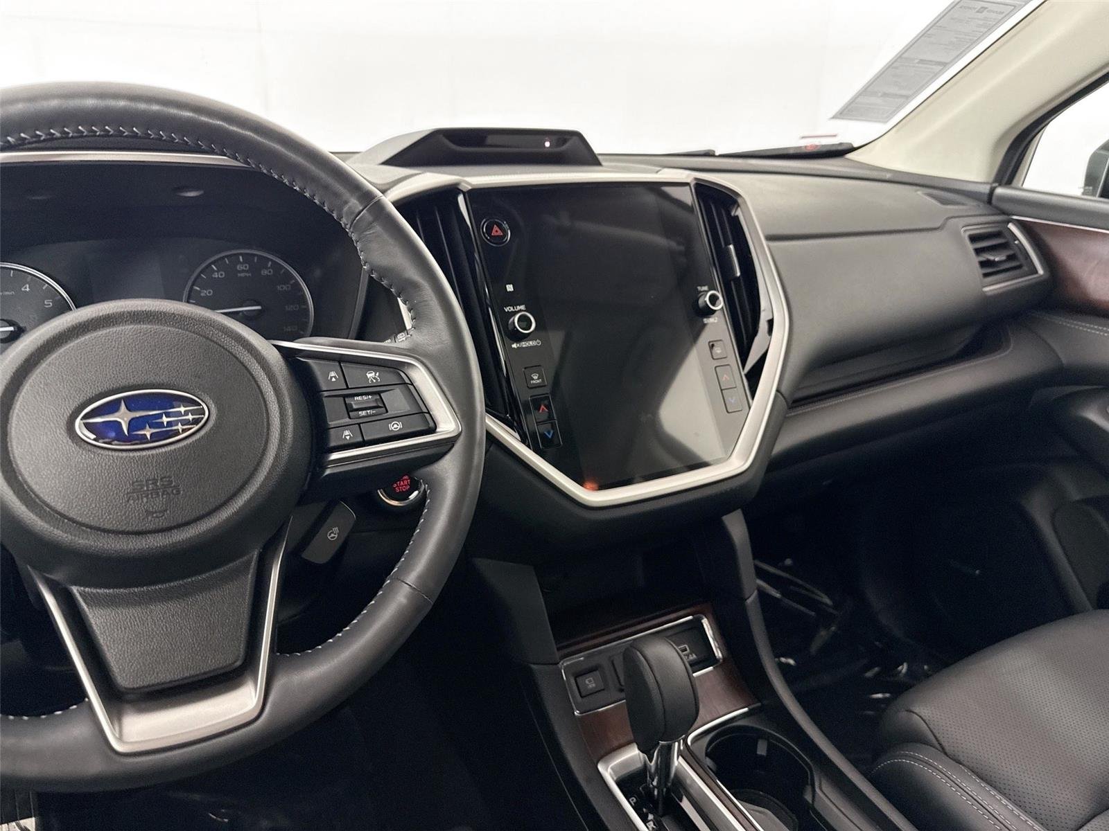 Used 2023 Autumn Green Metallic Subaru Touring image 34