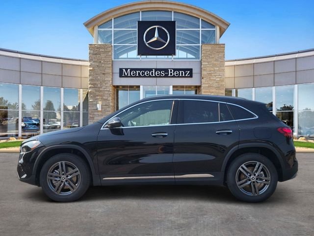New 2026 Night Black Mercedes-Benz GLA 250 image 2