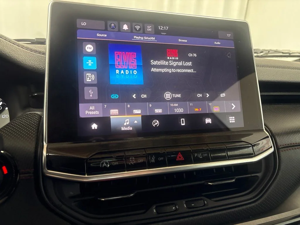 Used 2025 Silver Jeep Trailhawk image 20