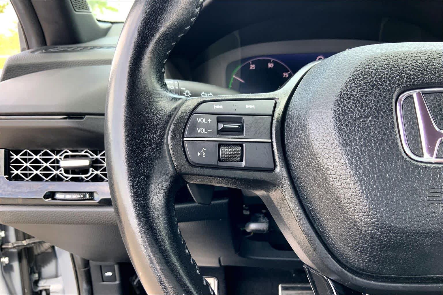 Used 2024 Urban Gray Pearl Honda Sport image 23