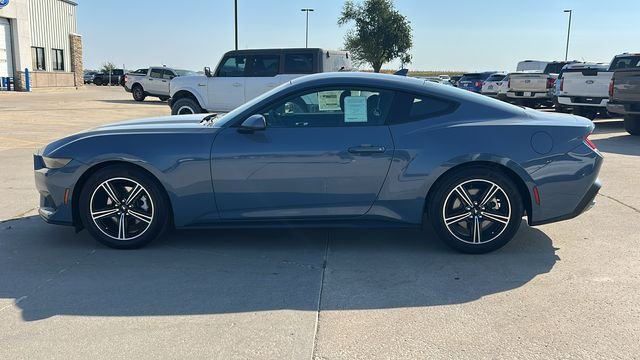 2025 Ford Mustang EcoBoost Fastback - Photo 6